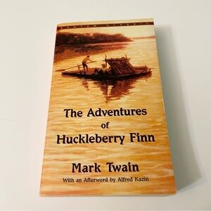The Adventures of Huckleberry Fin Mark Twain Bantam Paperback Book